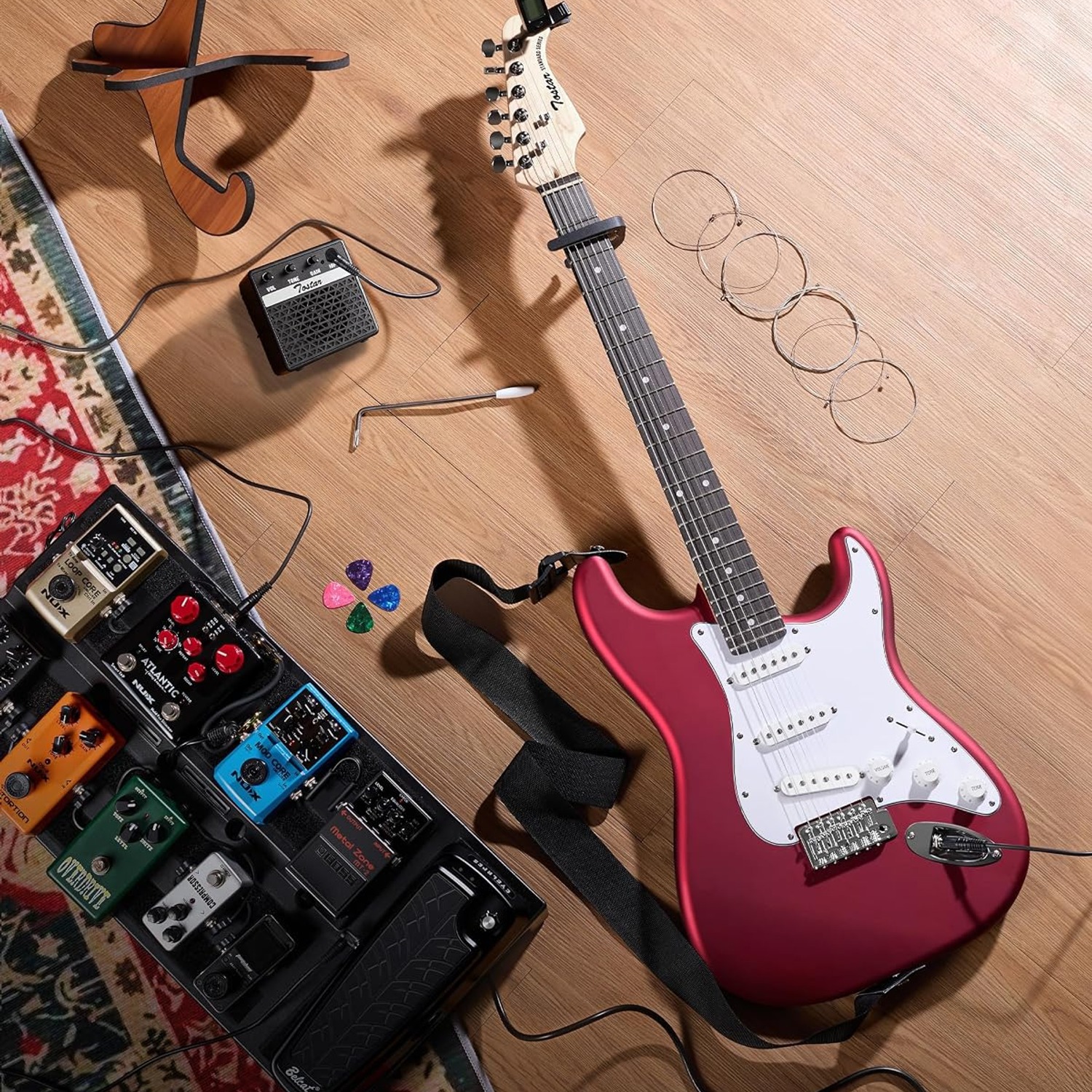 OMZZ 39" Electric Guitar Starter Kit (7-Piece with Amp): image 8